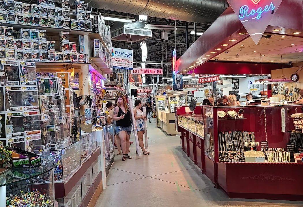 Marché aux puces St-Eustache 1