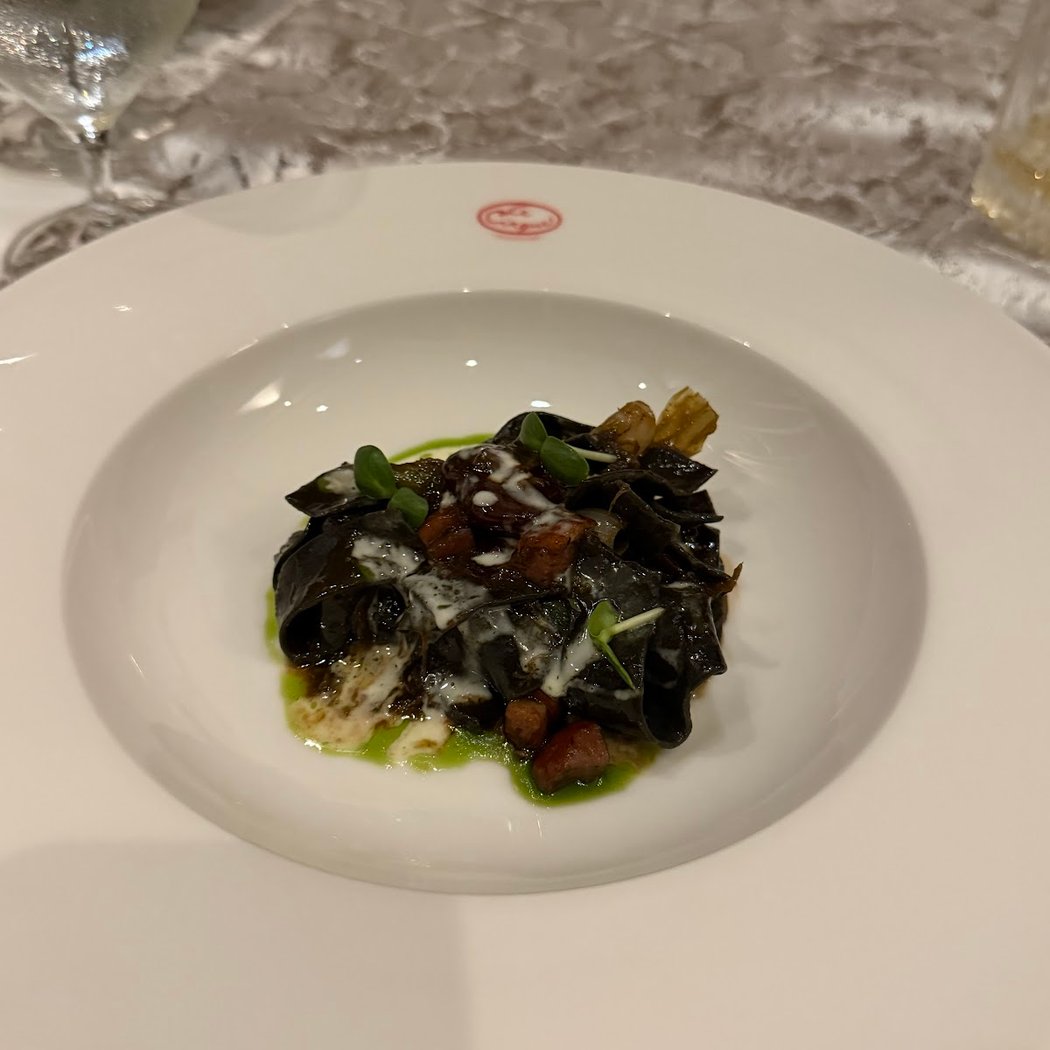 A Michelin Star Master – Chef Loic from Louise Hongkong 2