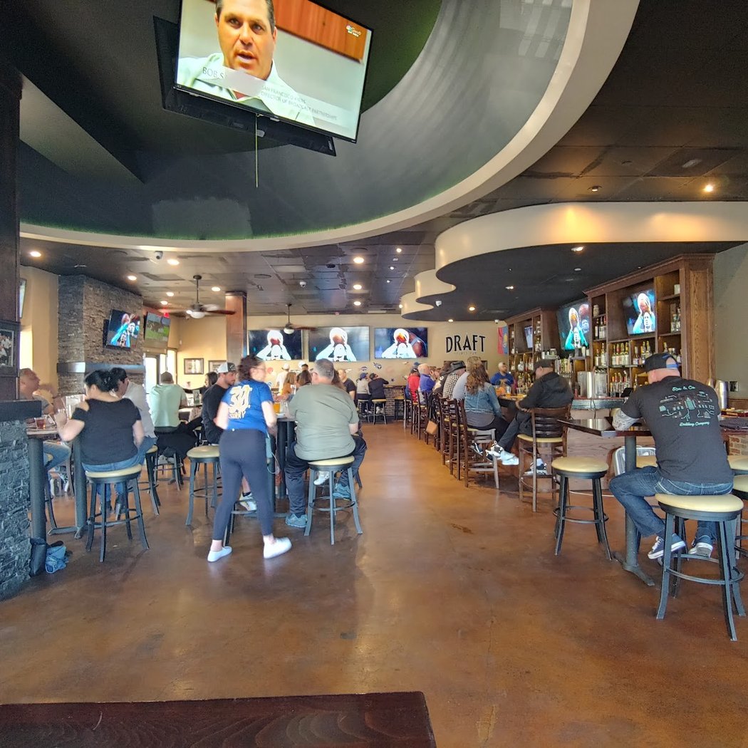 The Draft Sports Pub 3