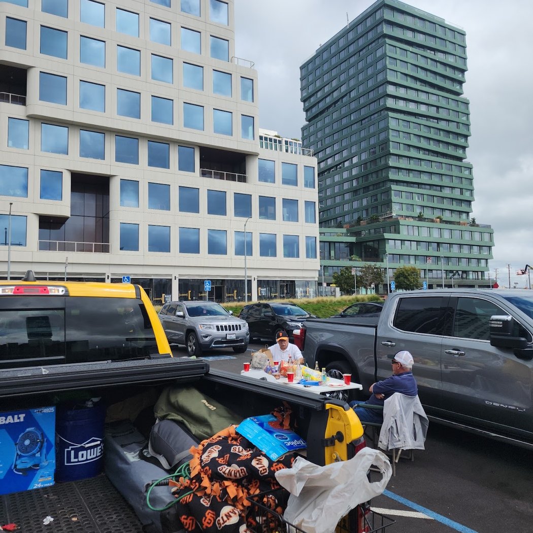 Oracle Park Lot A / Pier 48 3