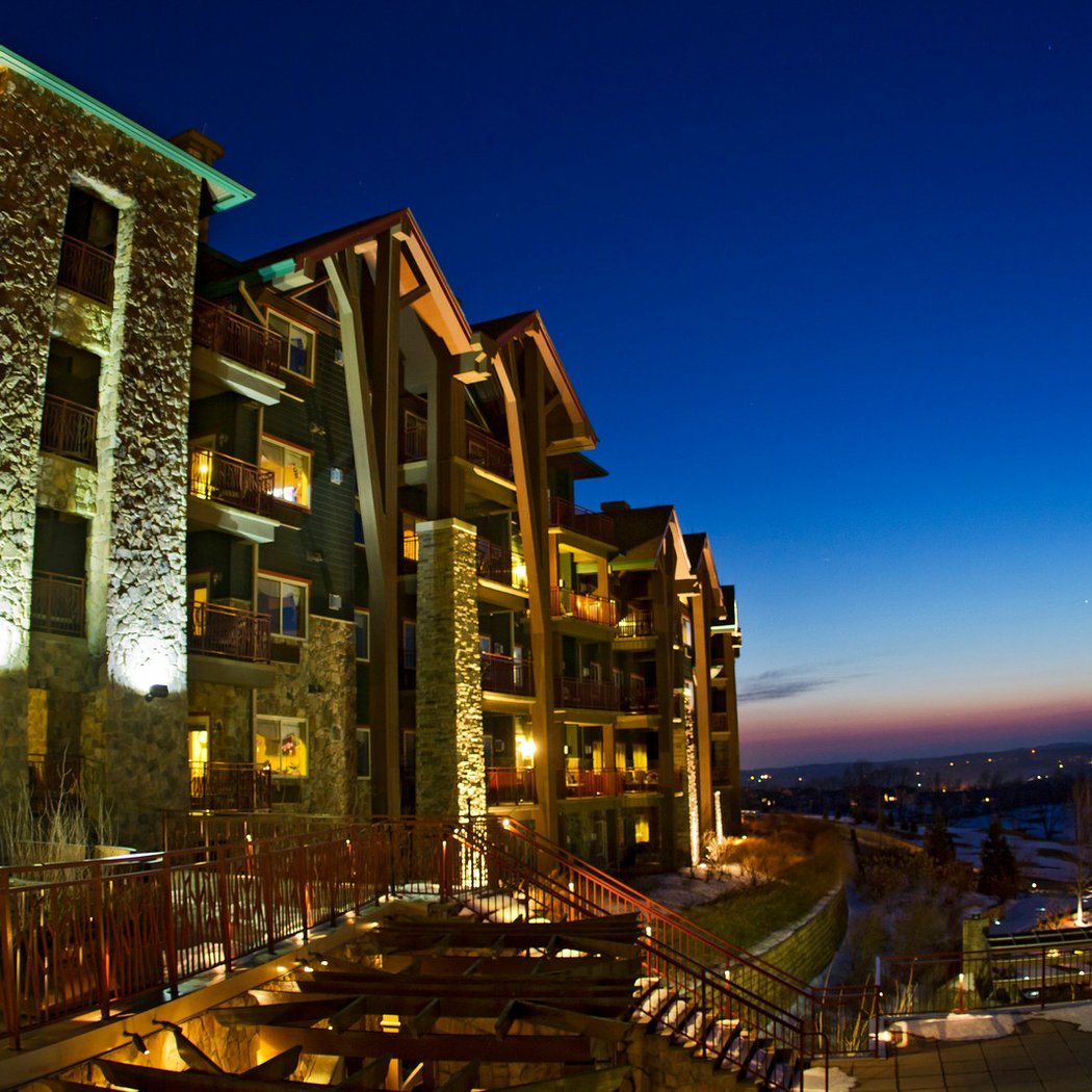 Grand Cascades Lodge 2