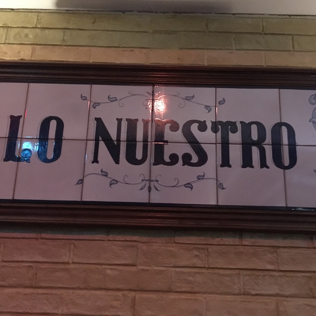 Lo Nuestro 4