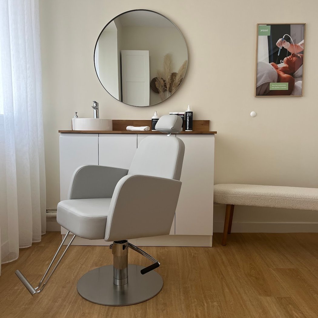 SKIN Studio and Spa - Drainage lymphatique Rénata França & Kobido & JetPeel 2