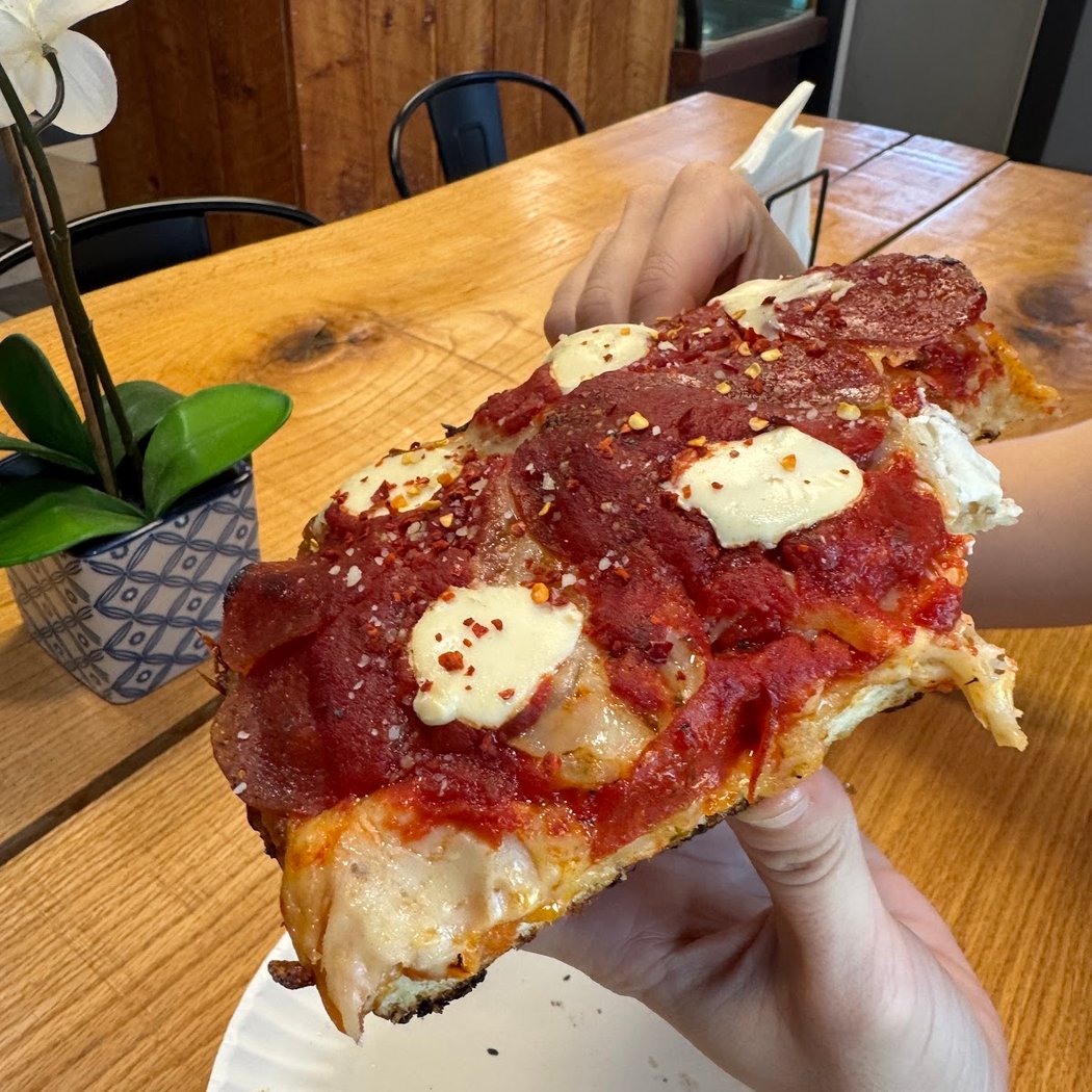 Val's Pizzeria 3