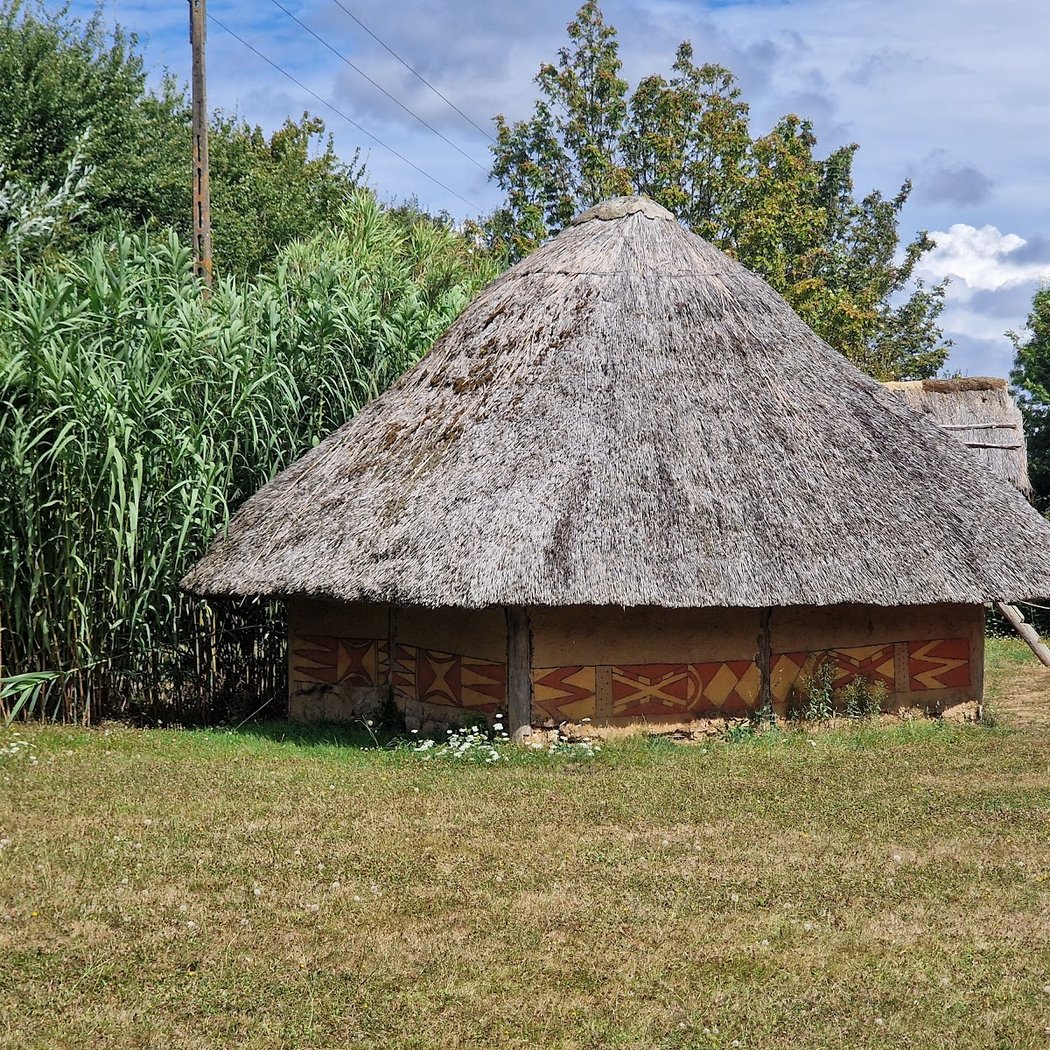 Cairn - Prehistory Center 3