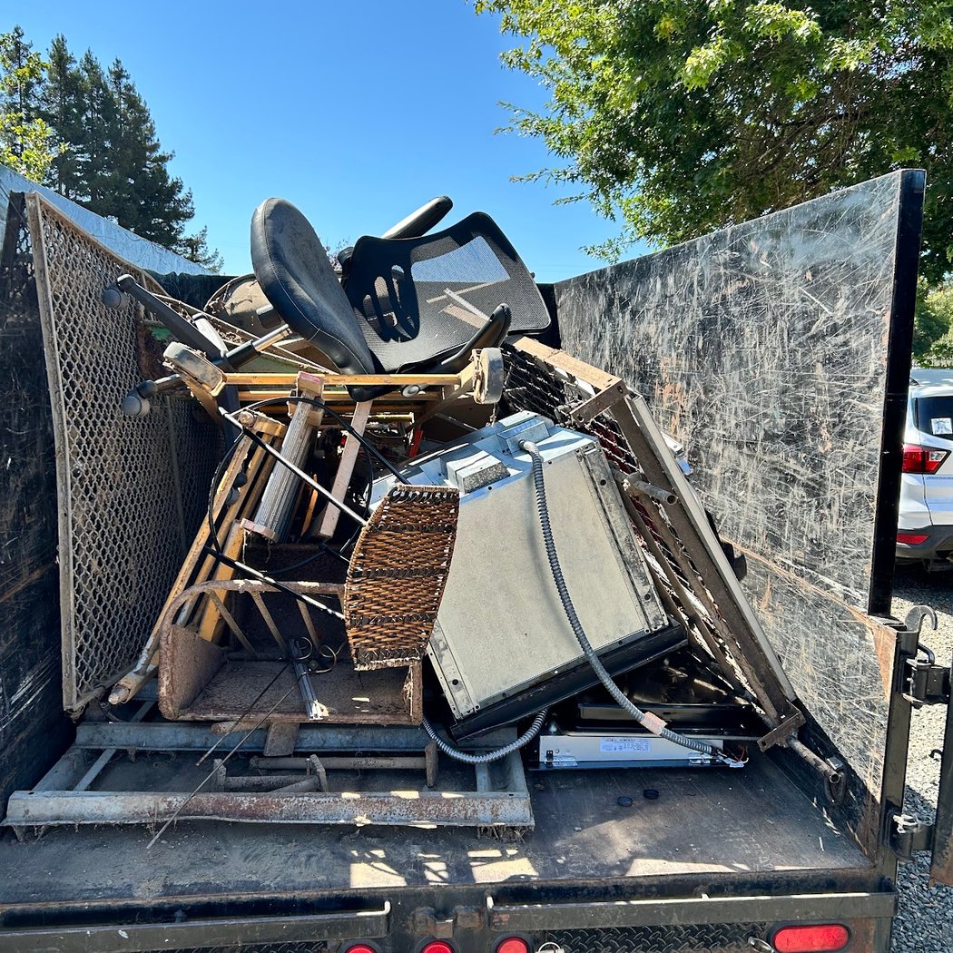 SoCo Eco Hauling & Junk Removal 3