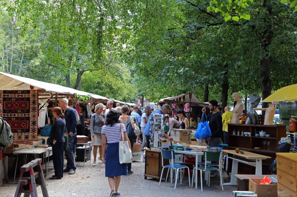 Flohmarkt am Boxi 1