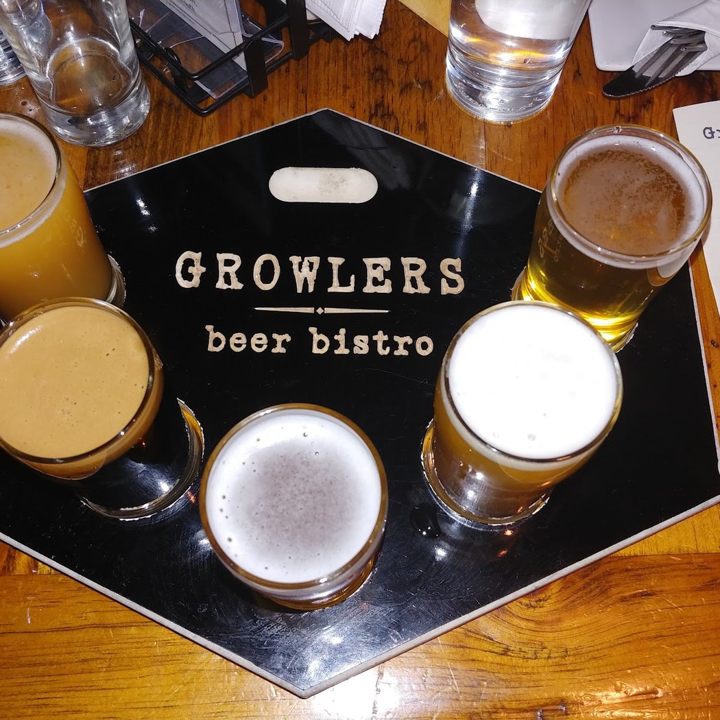 Growlers Beer Bistro 1