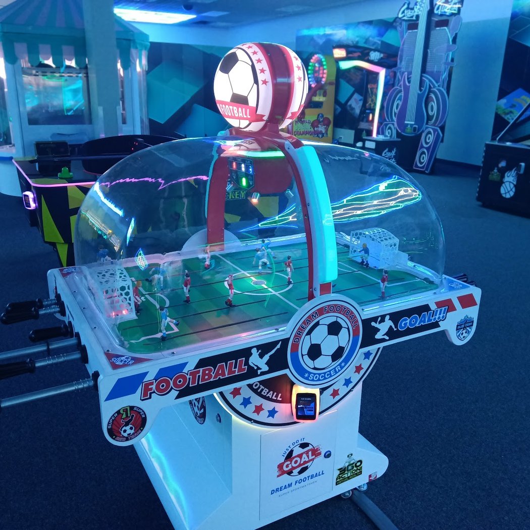 FUTURE (VR, Arcades, Fun) 2