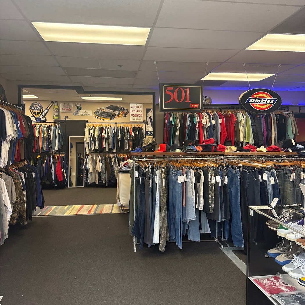 Uptown Vintage Petaluma 3