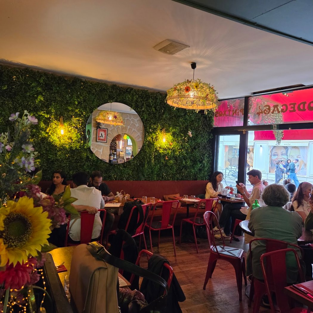 La Bodega 64 1