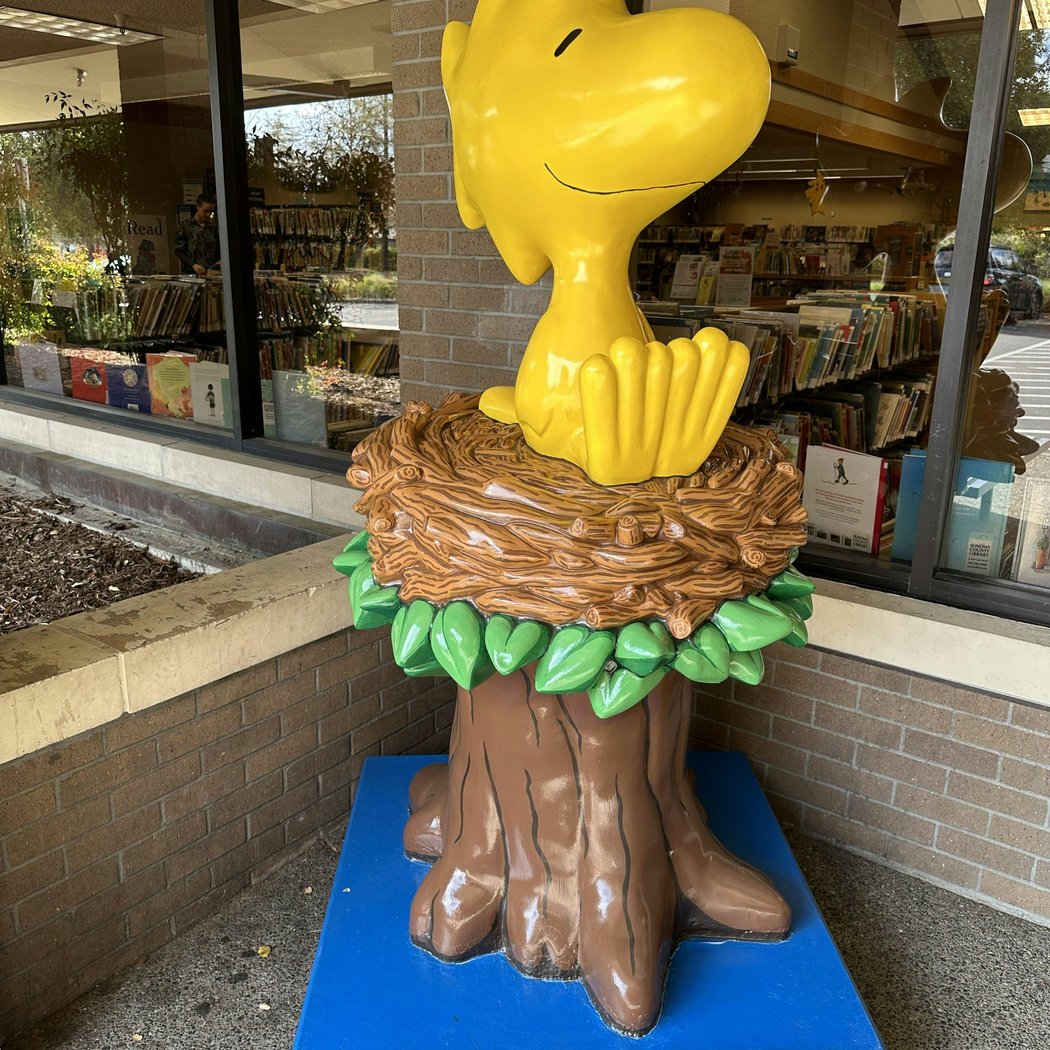 Woodstock Statue 1