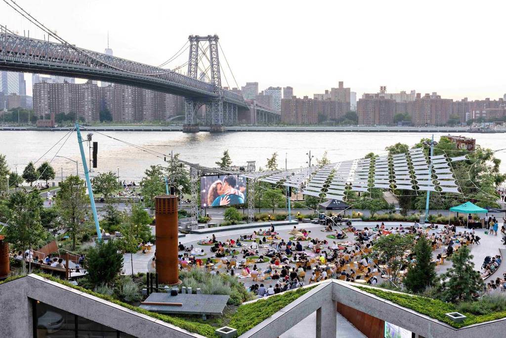 Domino Park Movies in the Square