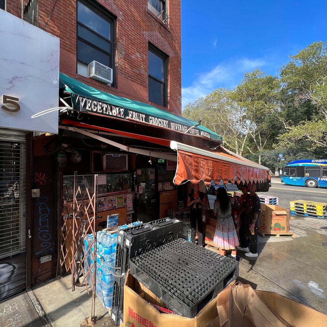 A & N Fruit Store 3