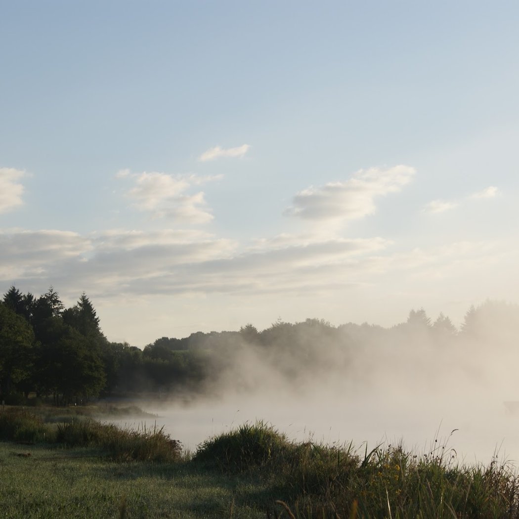 Lake Saint Pardoux 3