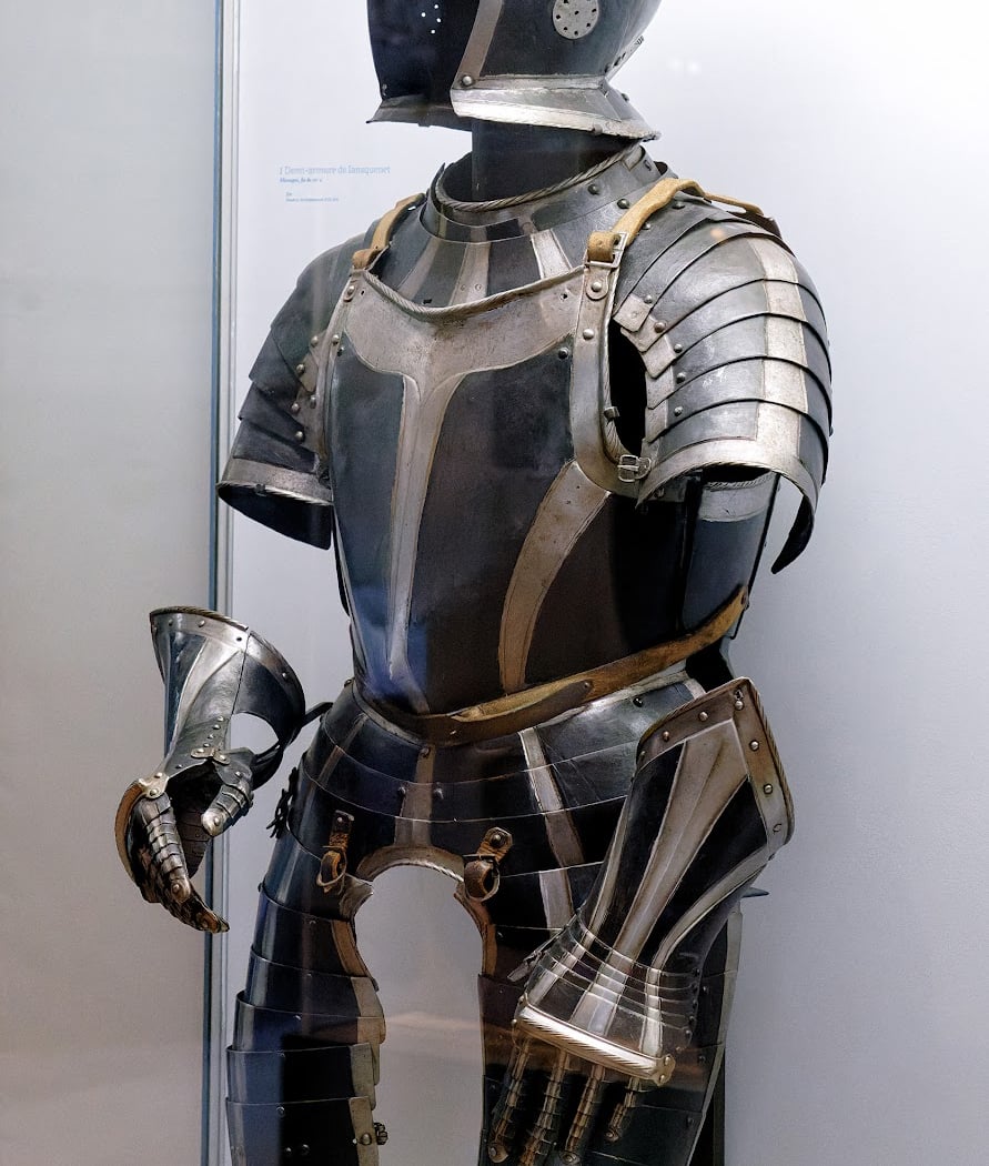 Visite du château du Musée National de la Renaissance et son décor 1