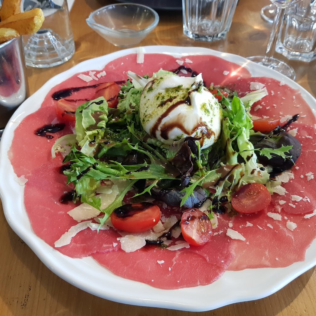 À _ Table ! 1