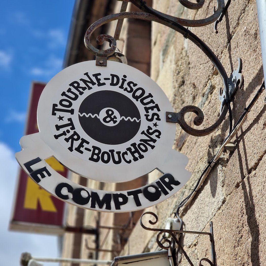 Le Comptoir Tourne-Disques&Tire-Bouchons 4