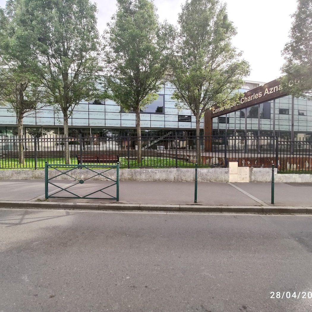 Conservatoire à rayonnement communal Charles Aznavour (musique et danse) 3