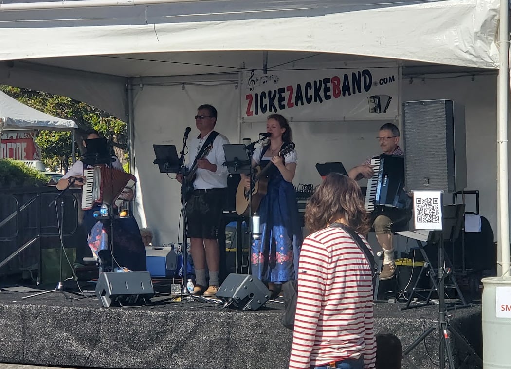 Campbell Oktoberfest 4
