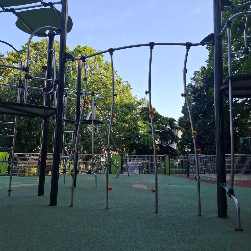 Parc des Landes et de l'abbé Frantz Stockuartier Mont-Valérien 2