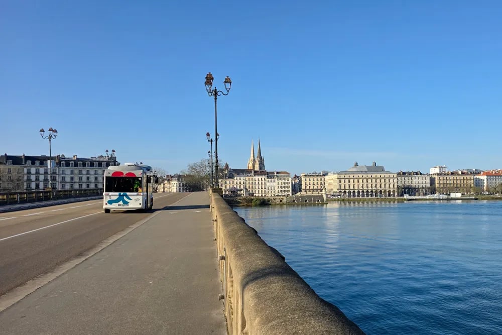 Saint-Esprit bridge 2