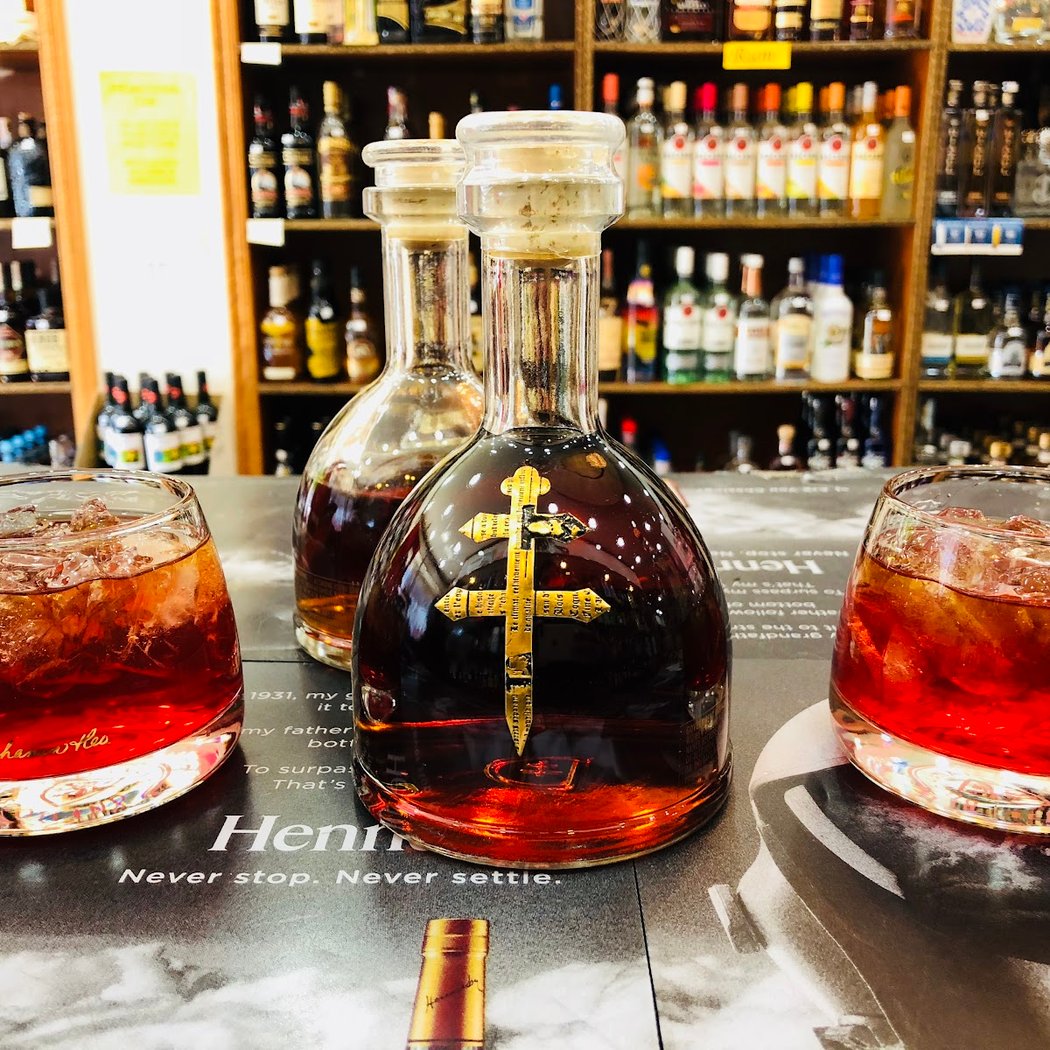 4Th Ave Finest Wine & Liquor 1
