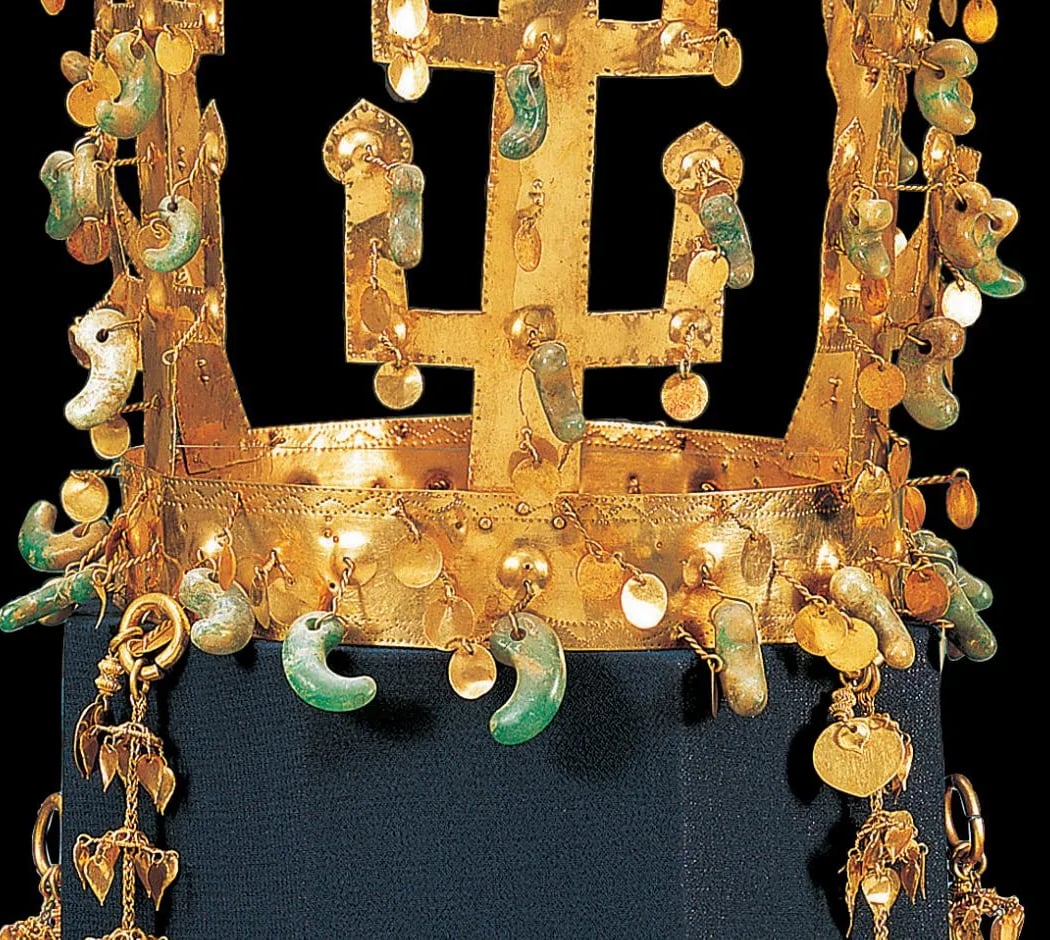 Couronnes des rois et reines du Silla 2