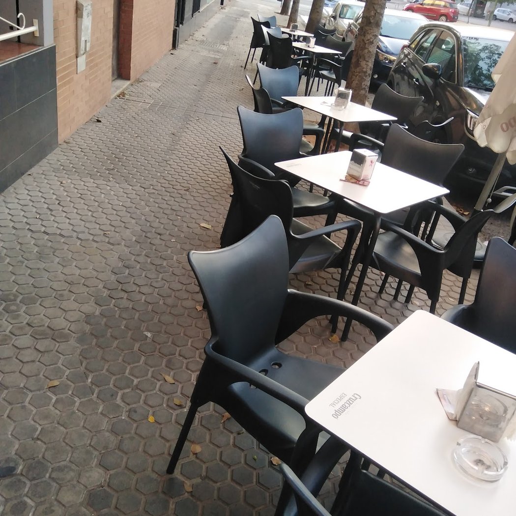 Wendy Café Bar 2