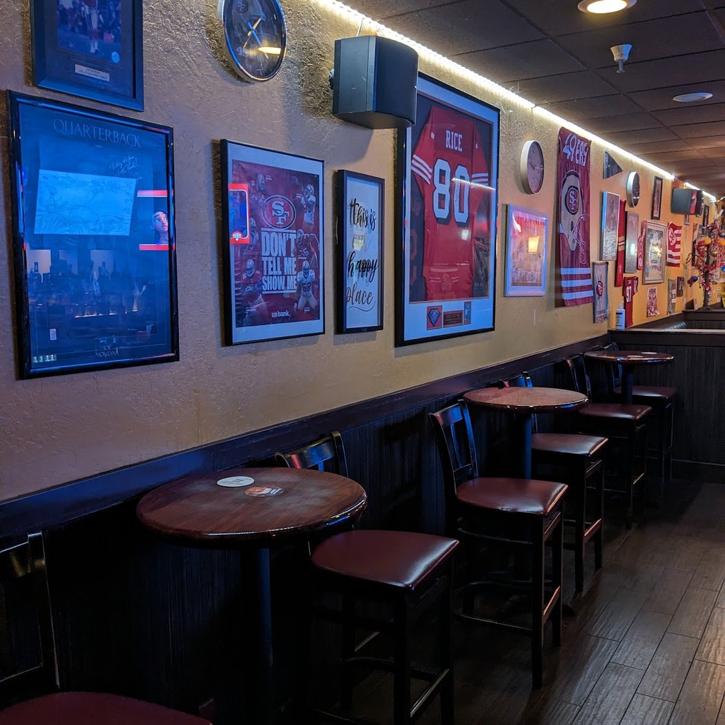 The Pearl Lounge 2