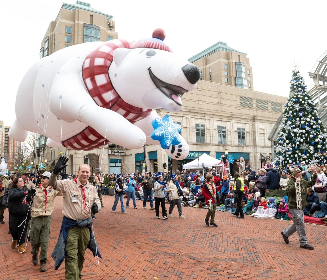 Reston Holiday Parade & Tree Lighting 1