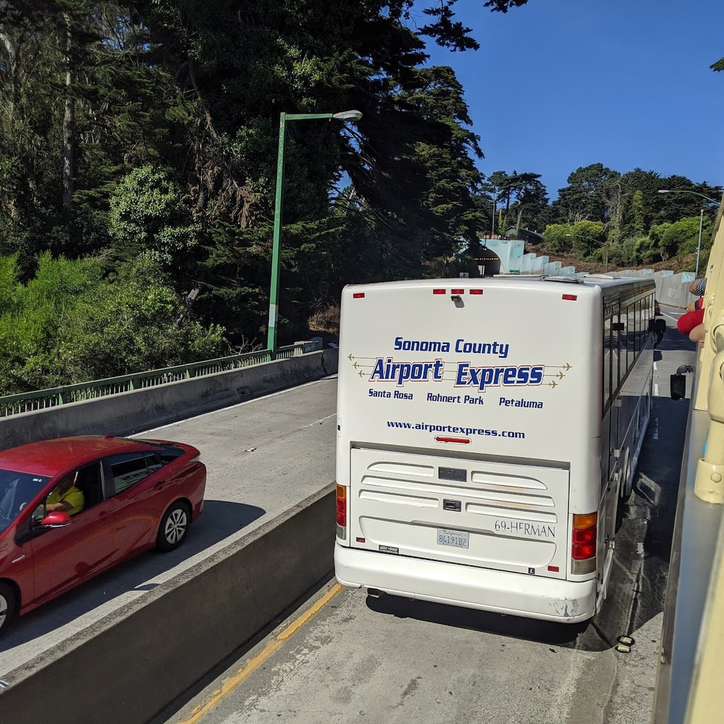 Sonoma County Airport Express 1