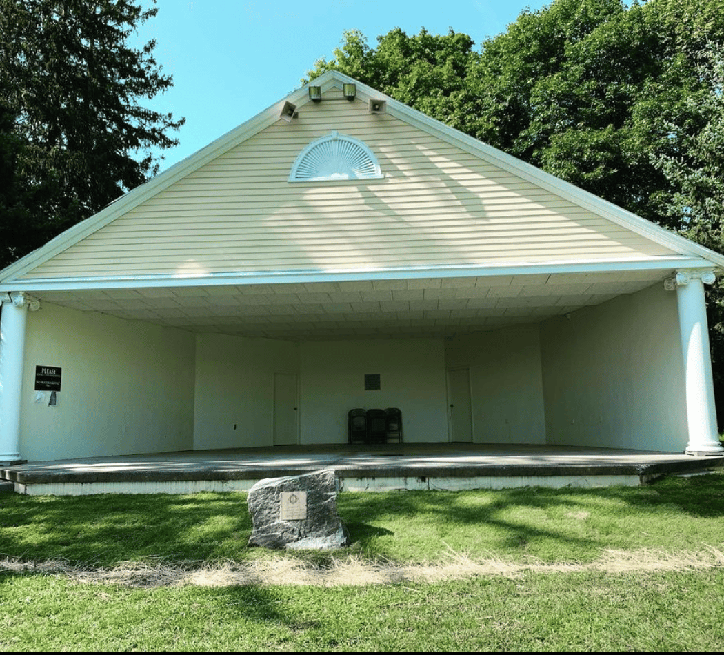 Millbrook Arts Group Summer Sunset Concert Series 2