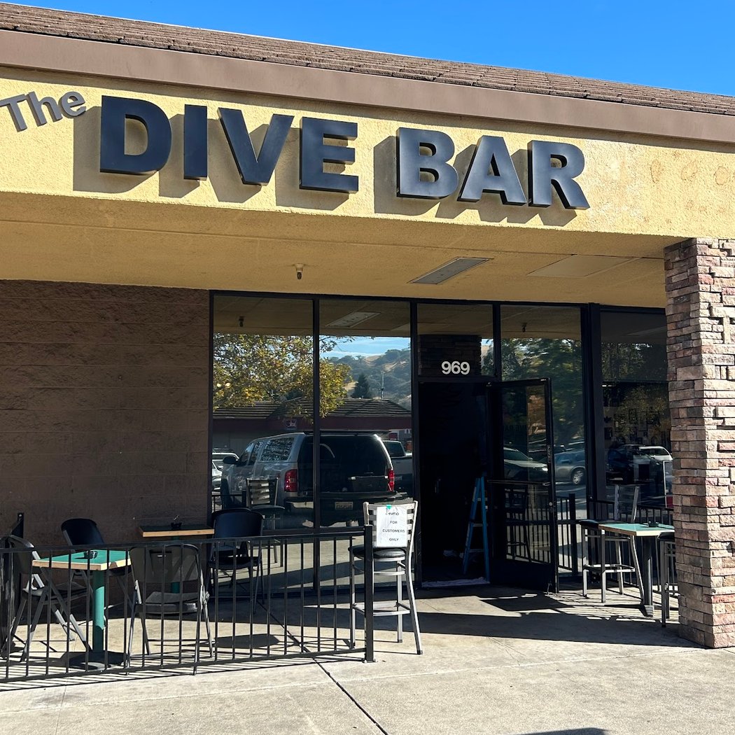 The Dive Bar 3