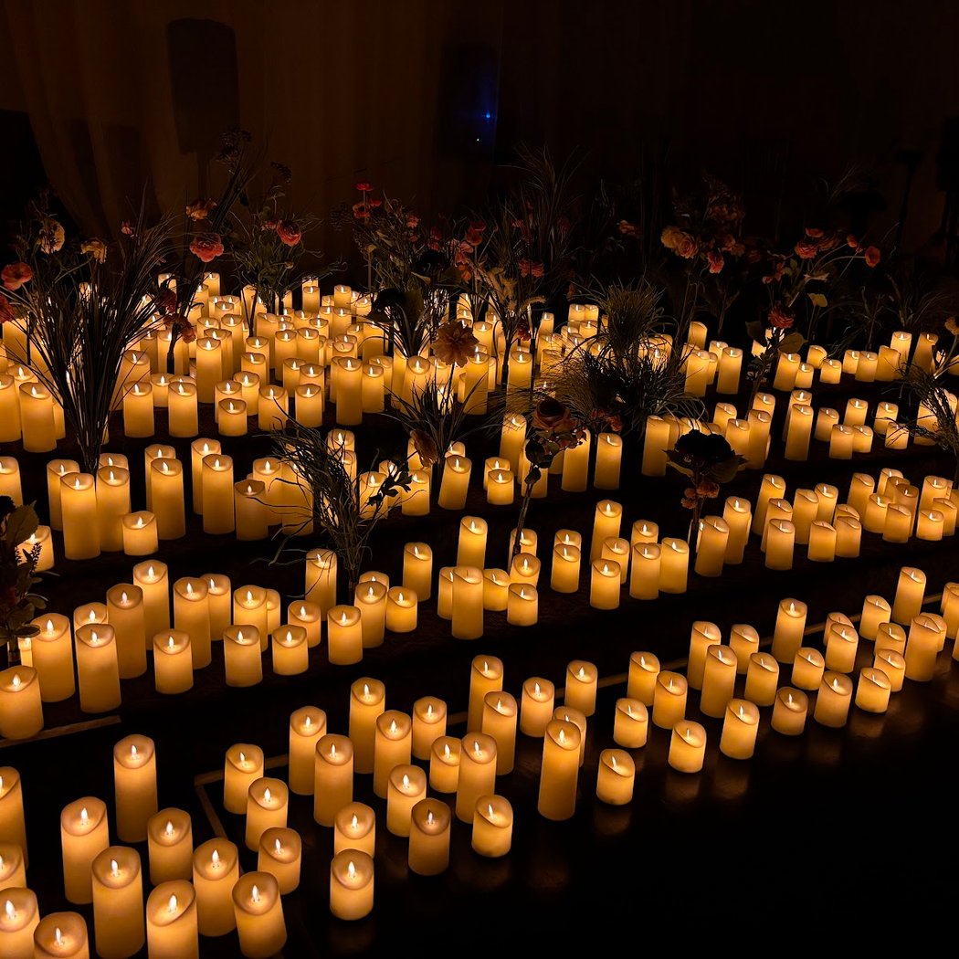 Candlelight: Christmas Carols on Strings 1