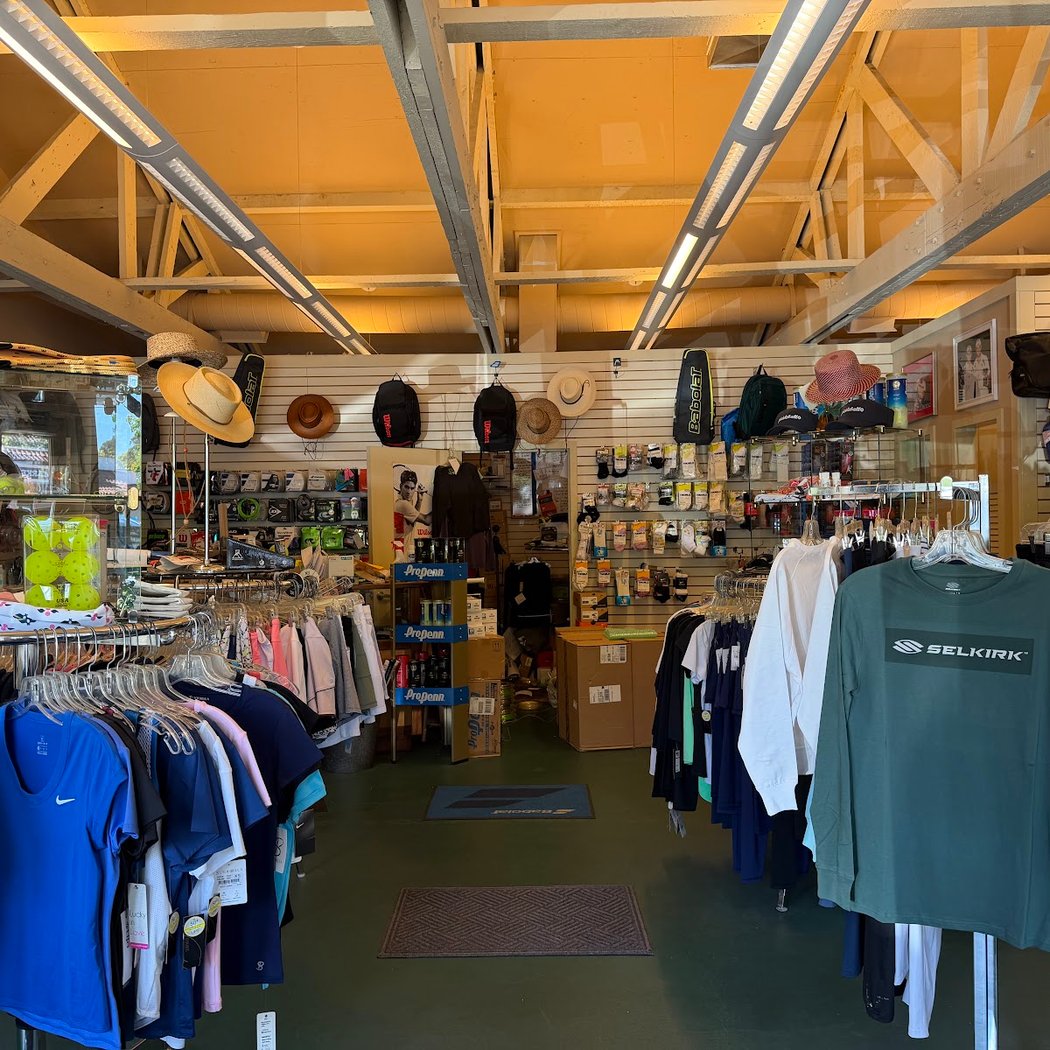 Woodside Tennis Shop 3