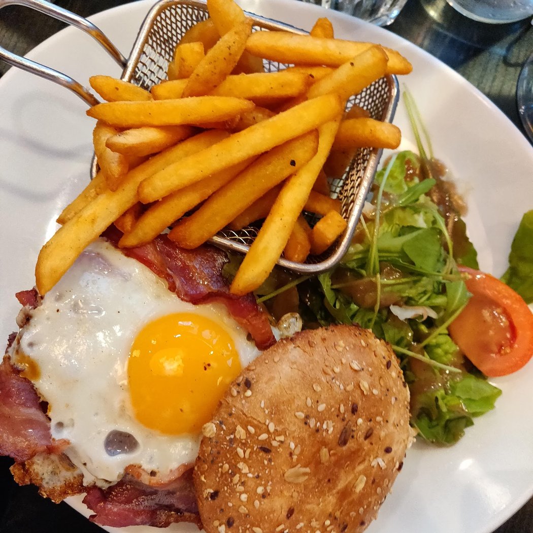 OPEN Café 1