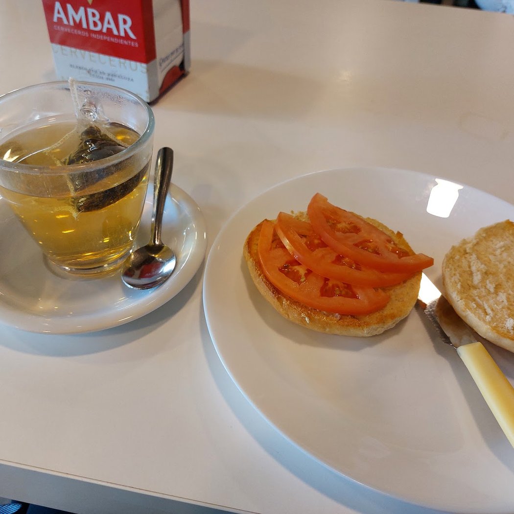 Cafetería La Esquina 3