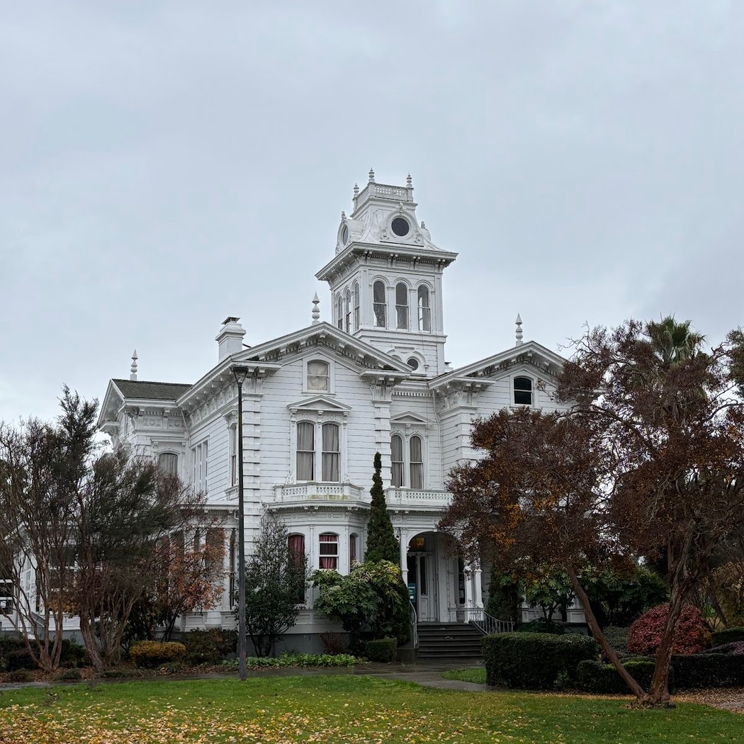 Paranormal Investigation at Meek Mansion 1