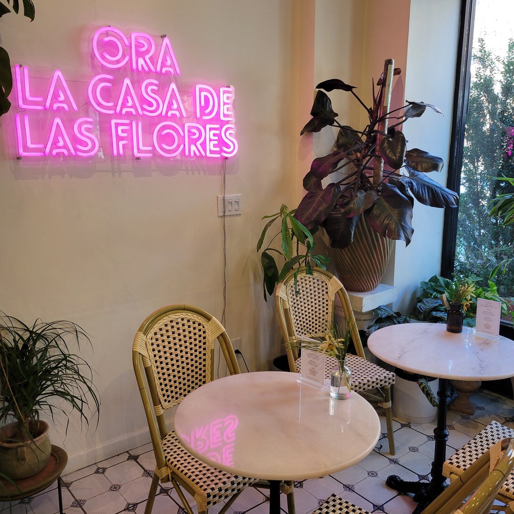 Ora La Casa De Las Flores 3