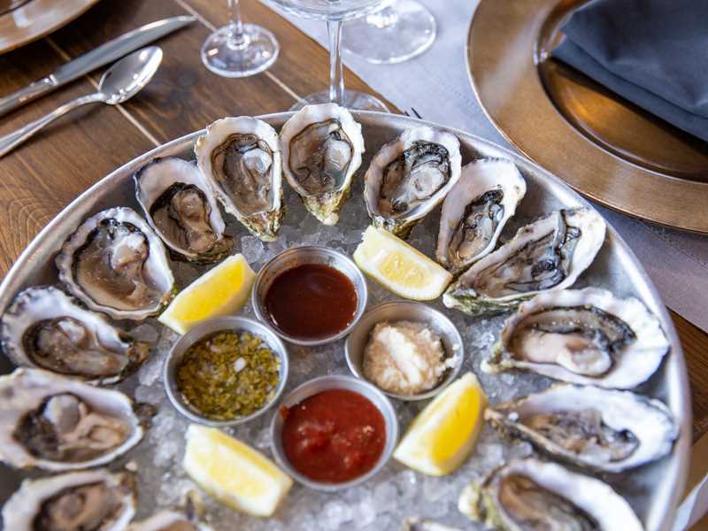 Rustic House Oyster Bar & Grill - Los Altos 1
