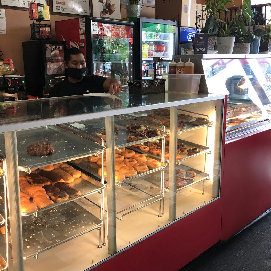 Lee's Donuts 2