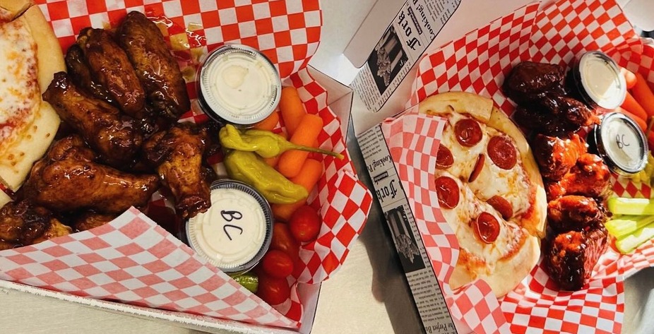 Wingin’ It Food Trailer 1