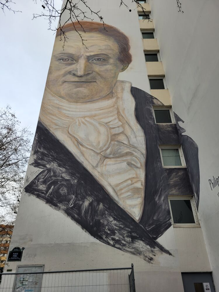 Place Pinel 3