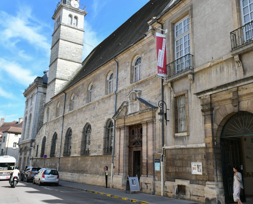 Public Library De Dijon - 3