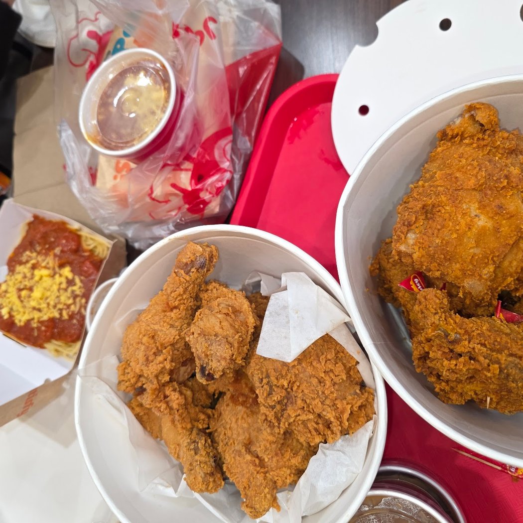 Jollibee 3