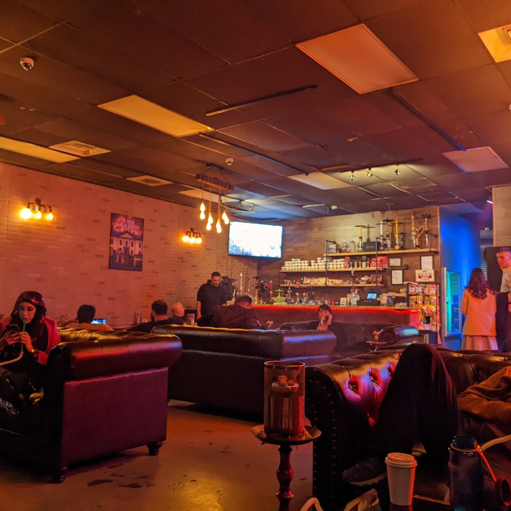 Cloudz Hookah Lounge 3