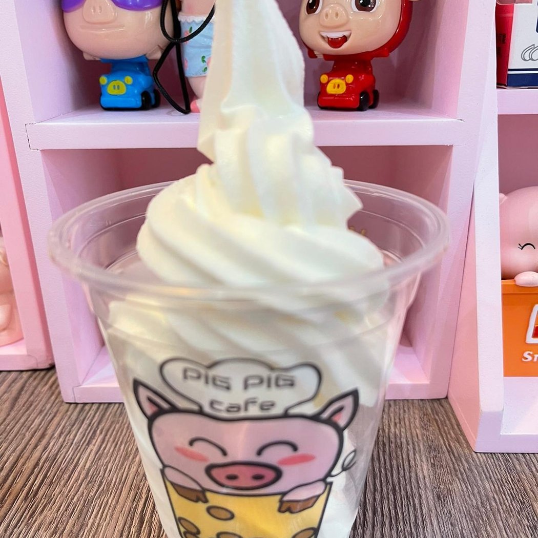 Pig Pig Cafe 3