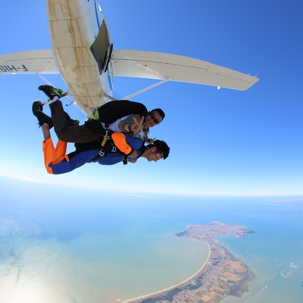 Parachutisme AAE 1