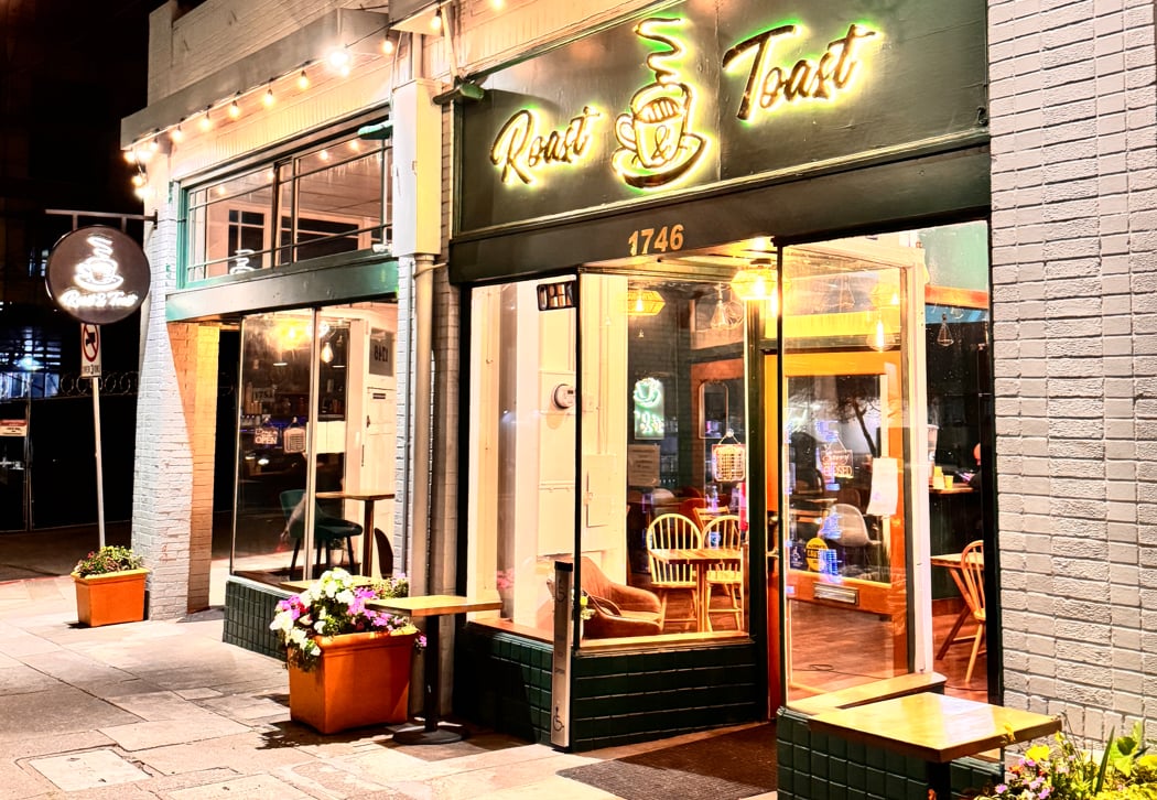 Roast&Toast Cafe 3